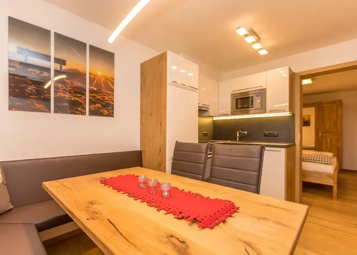 Aichner * מיטרסיל